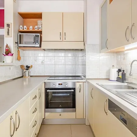 Apartment Cozy Near The And Center Split