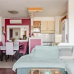 Cozy Near The And Center アパート スプリト