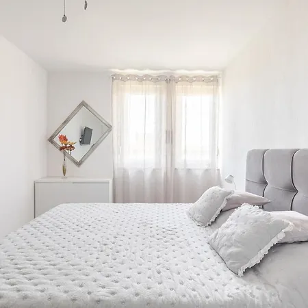 Cozy Near The And Center Appartement *